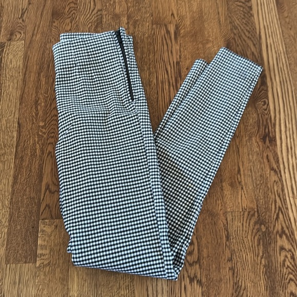 Zara Pants - Zara Women’s Black & White Checkered Pant’s Size Small